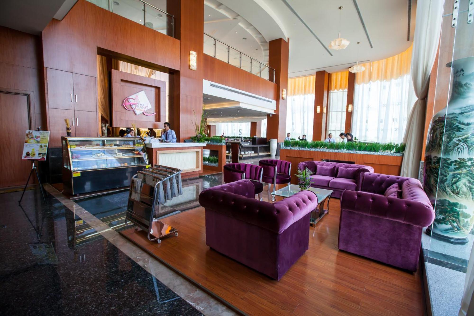 Meritz Hotel Miri Ngoại thất bức ảnh