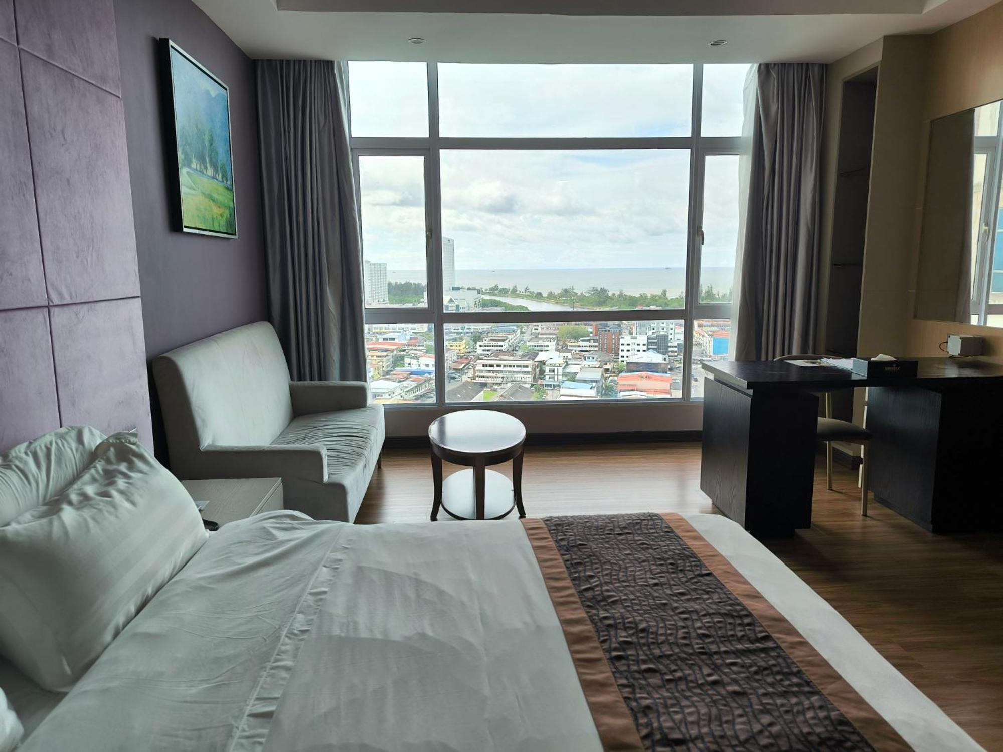 Meritz Hotel Miri Ngoại thất bức ảnh