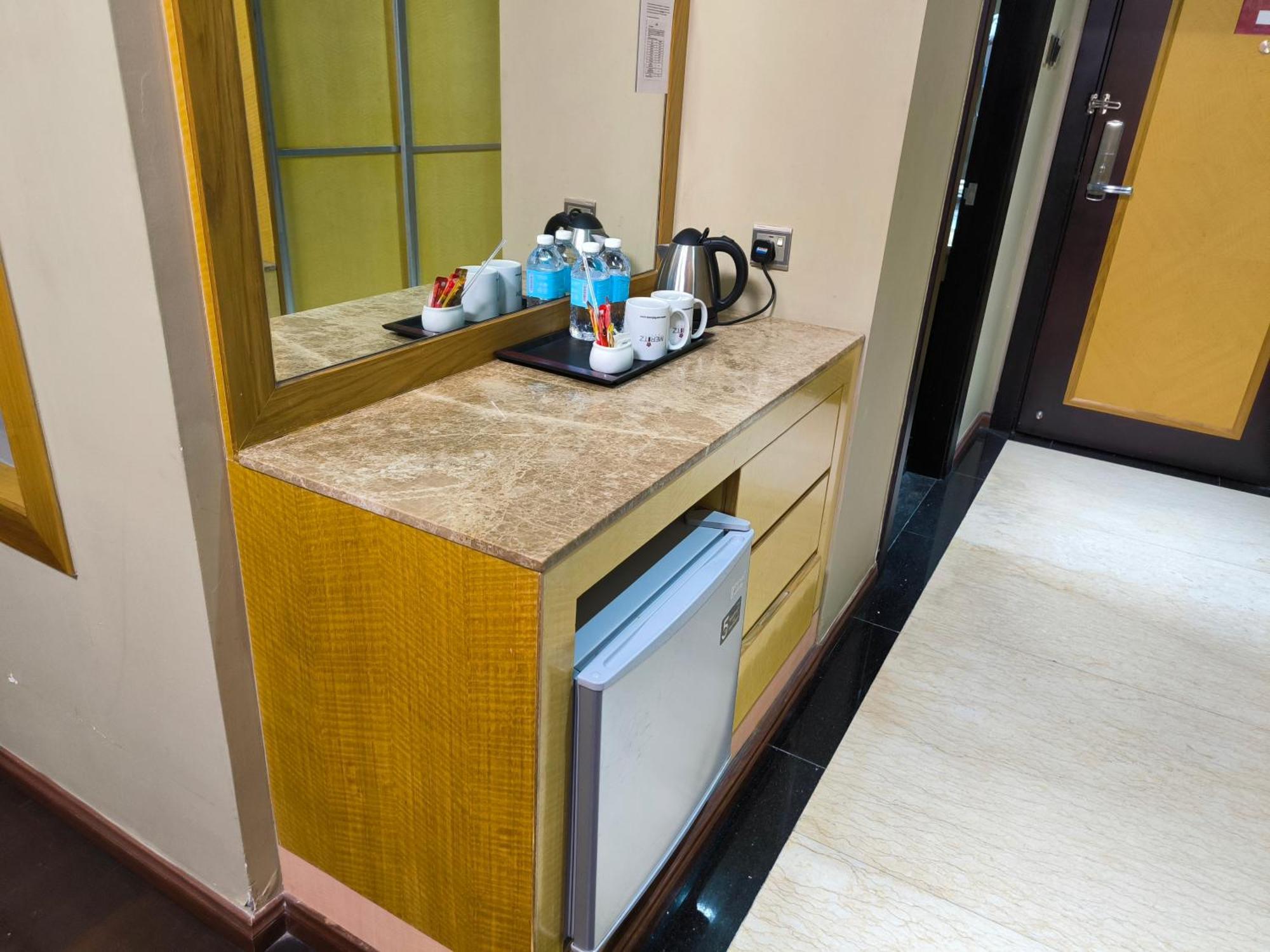 Meritz Hotel Miri Ngoại thất bức ảnh