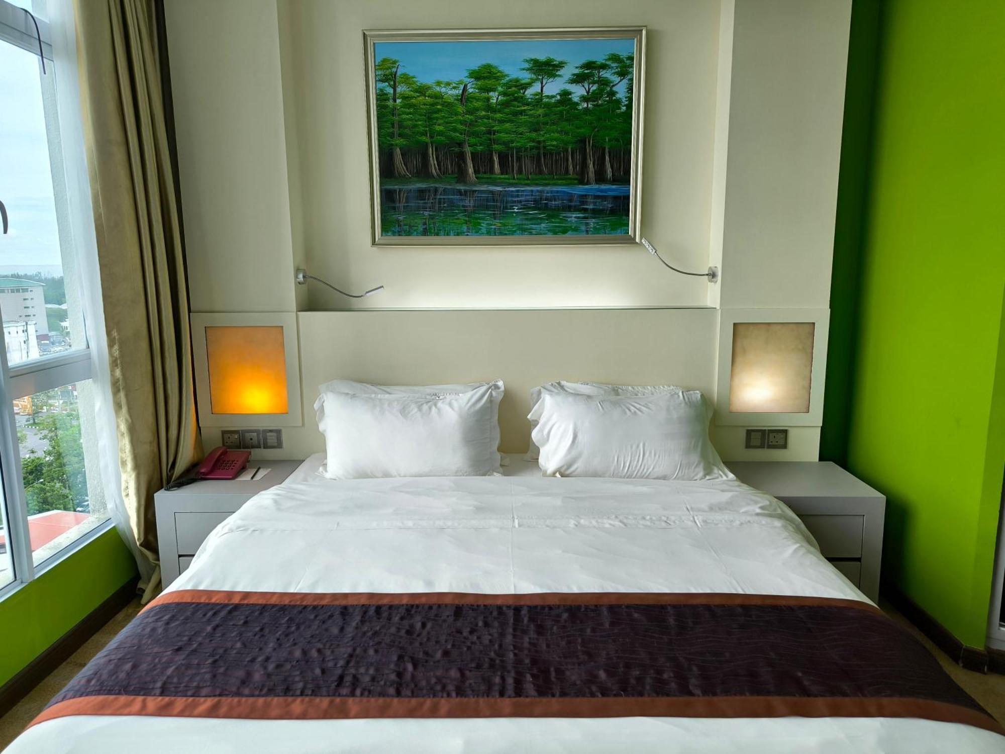 Meritz Hotel Miri Ngoại thất bức ảnh