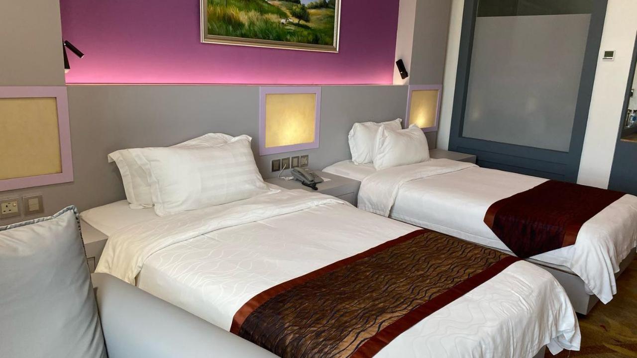 Meritz Hotel Miri Ngoại thất bức ảnh